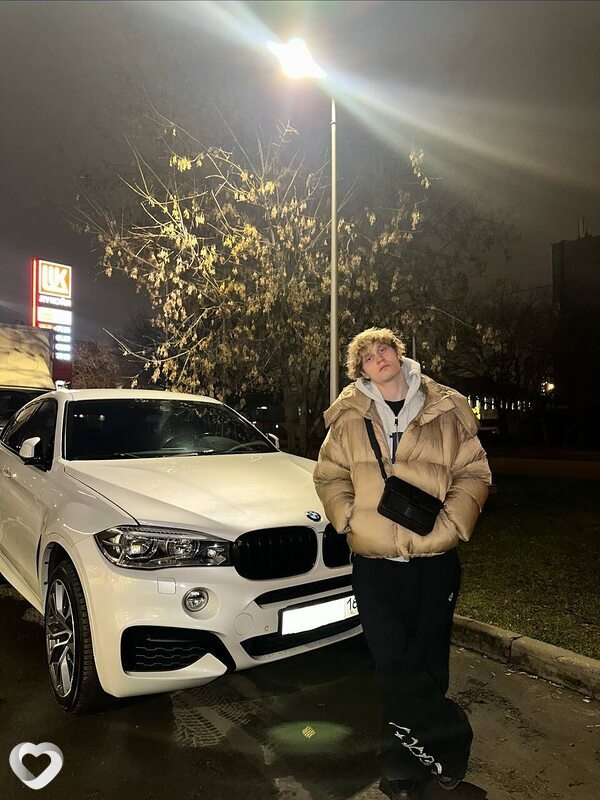 Санек, 19, Санкт-Петербурге — анкета №3477196