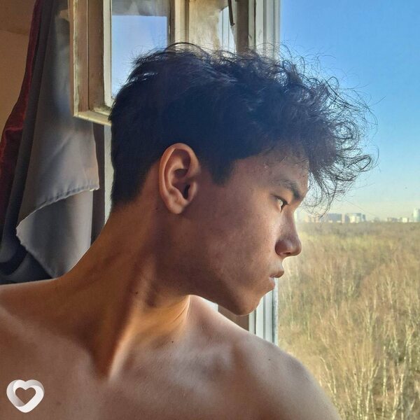 Максим, 22, Москве — анкета №3477366