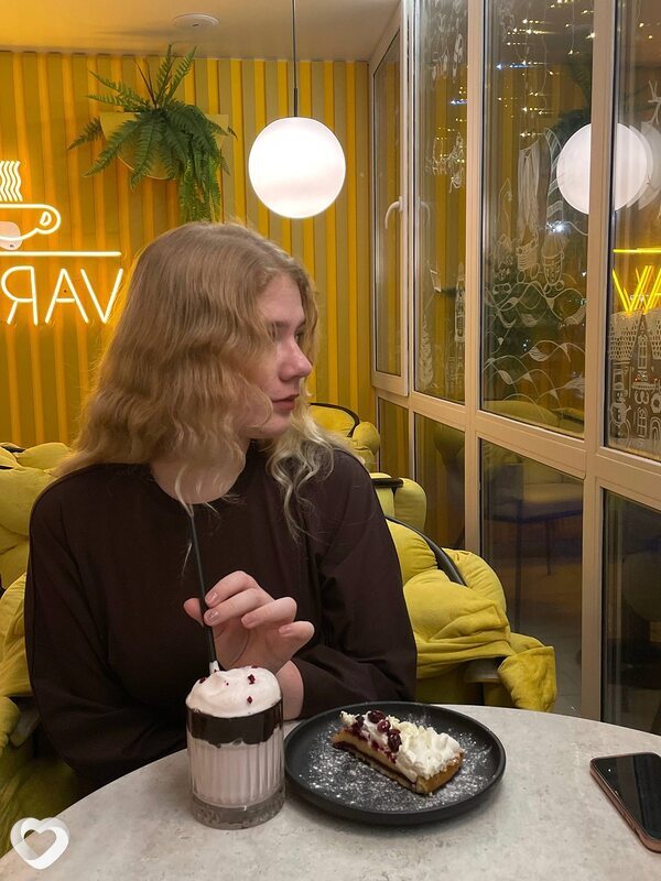 Полина, 19, Минске — анкета №3477489