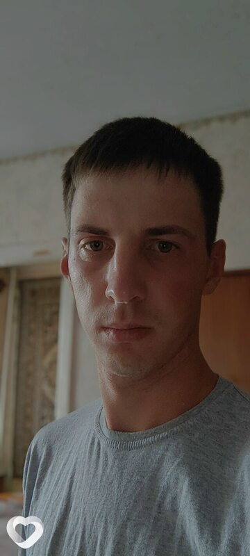 Илья, 27, Кирове — анкета №3477917