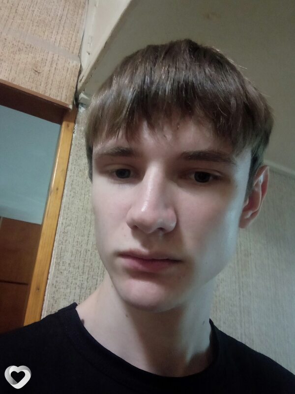 Михаил, 19, Минске — анкета №3478209