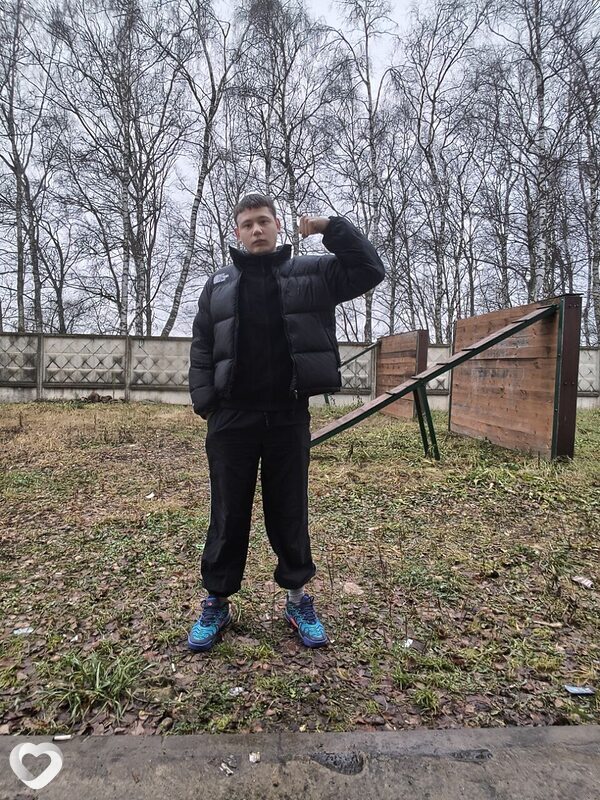 Валерий, 18, Твери — анкета №3478404