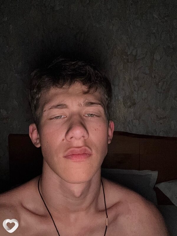 Александр, 19, Ростове-на-Дону — анкета №3478756