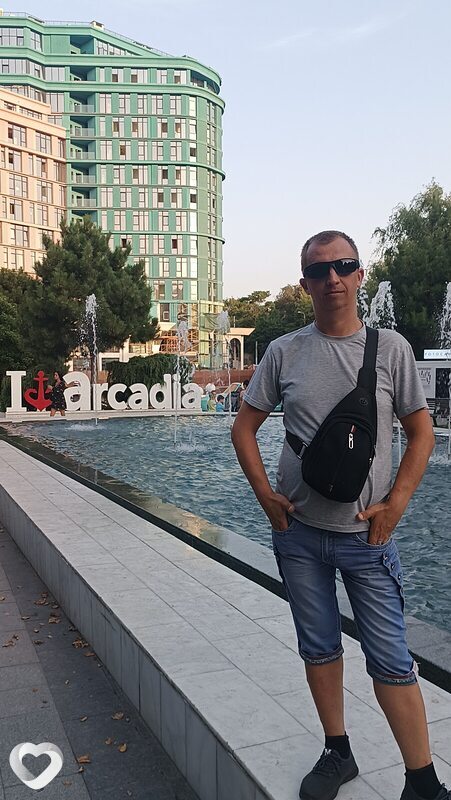 Максим, Шостка