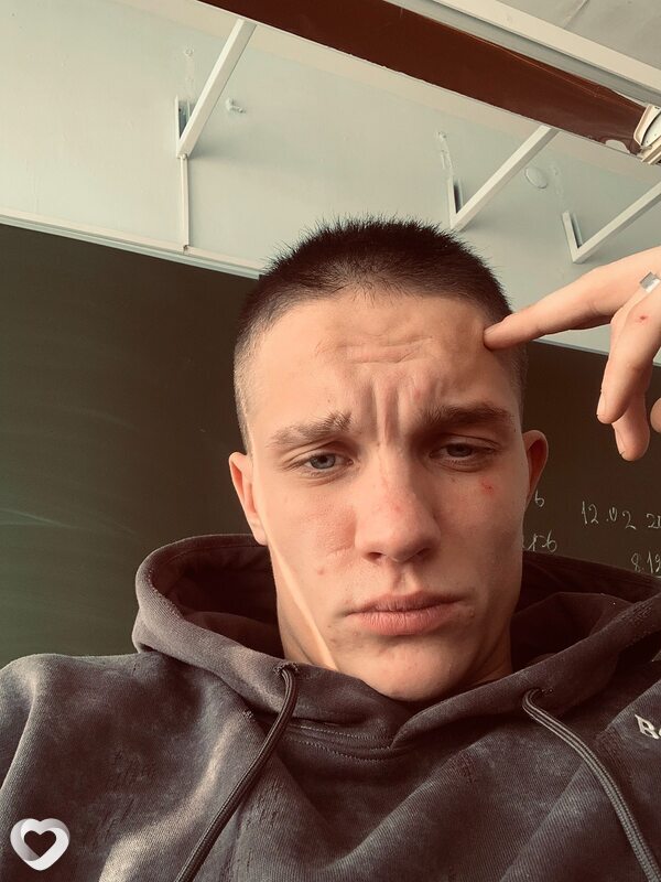 Даня, 20, Братске — анкета №3479486