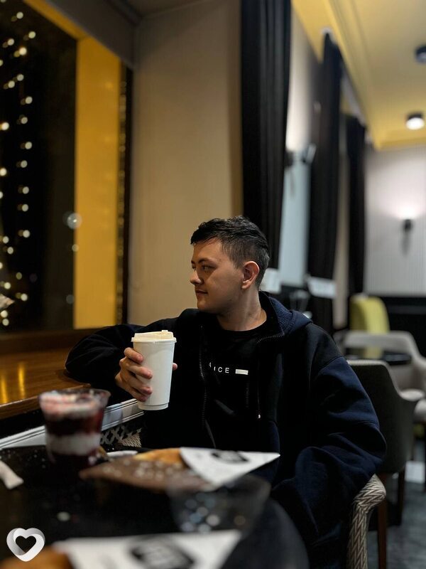 Александр, 21, Караганде — анкета №3479453