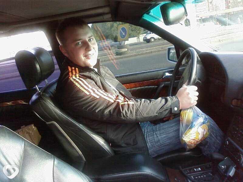 Максим, 25, Омске — анкета №3479953