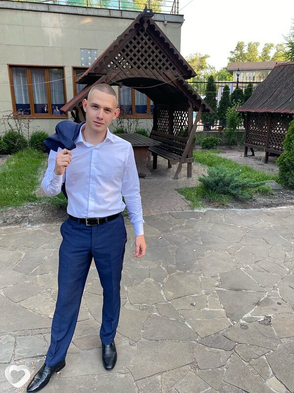 Ваня, 26, Днепр — анкета №3479433