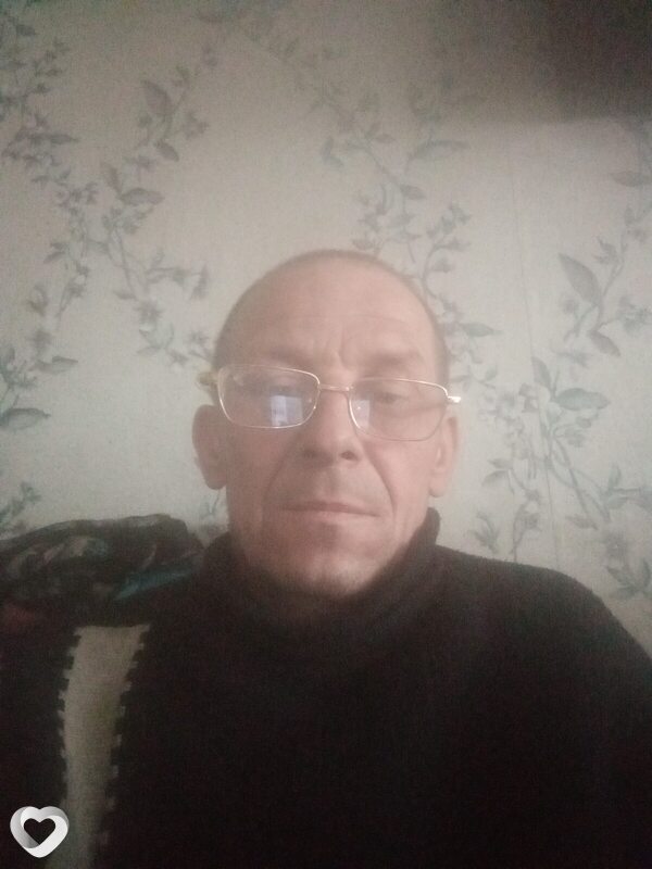 Анатолий, 45, Шахтинске — анкета №3479768