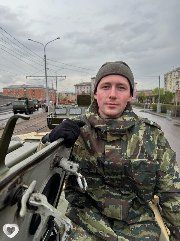 Михаил, 27, Красноярске — анкета №3480163
