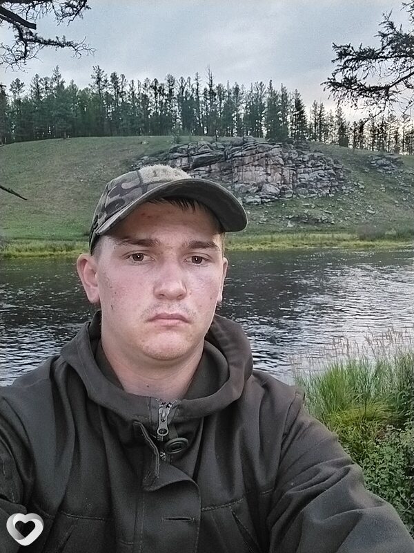 Дмитрий, 22, Улан-Удэ — анкета №3480060