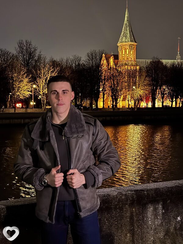 Дмитрий, 21, Москве — анкета №3480250