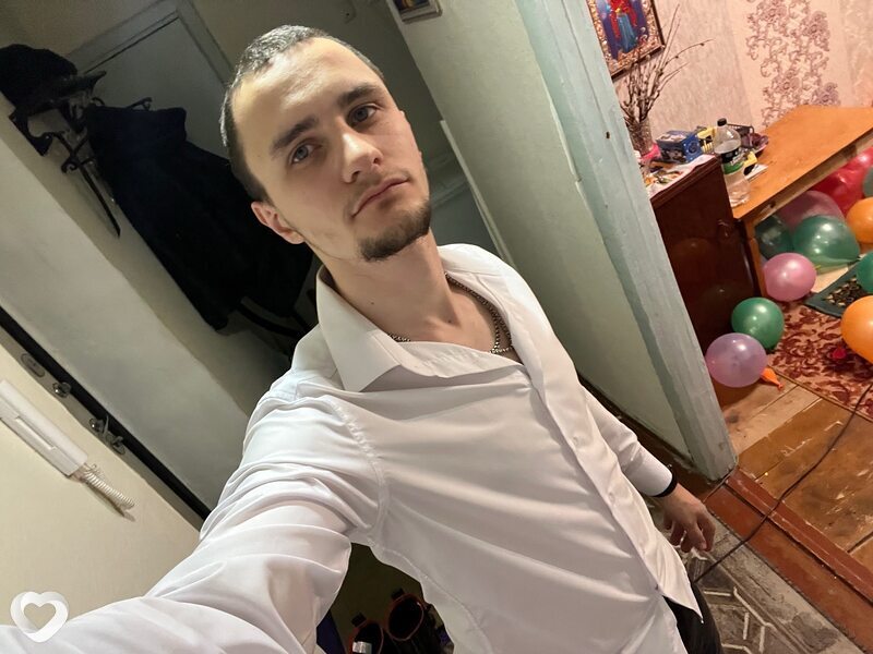 Александр, 25, Комсомольске-на-Амуре — анкета №3480220