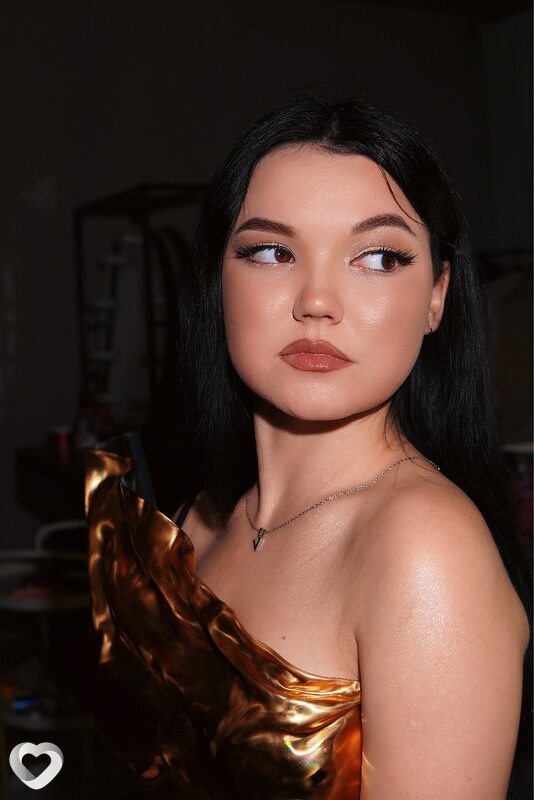 Марʼяна, 21, Черновцах — анкета №3480771