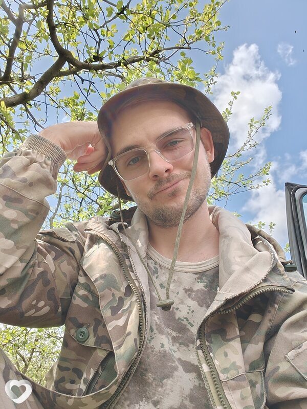 Артем, 26, Таганроге — анкета №3481289