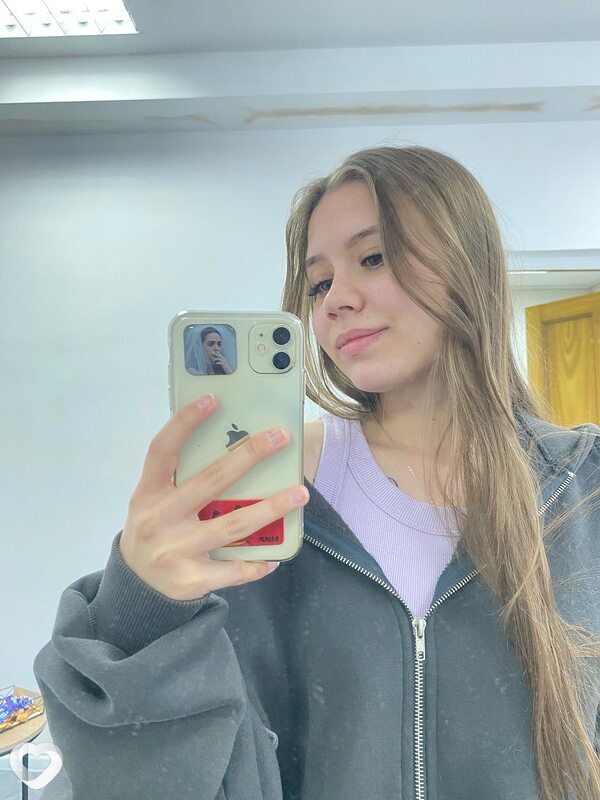 Анастасия, 21, Омске — анкета №3481359