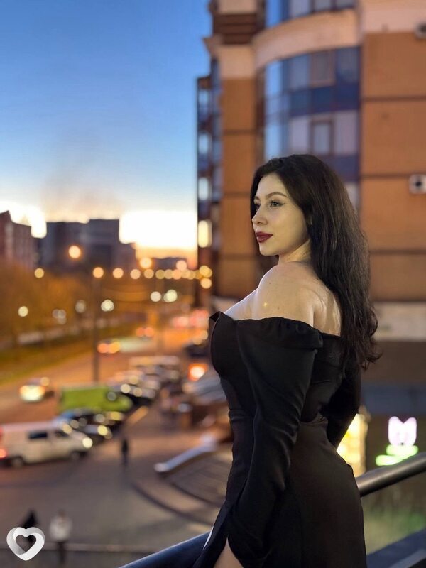 Олена, 26, Харькове — анкета №3482292