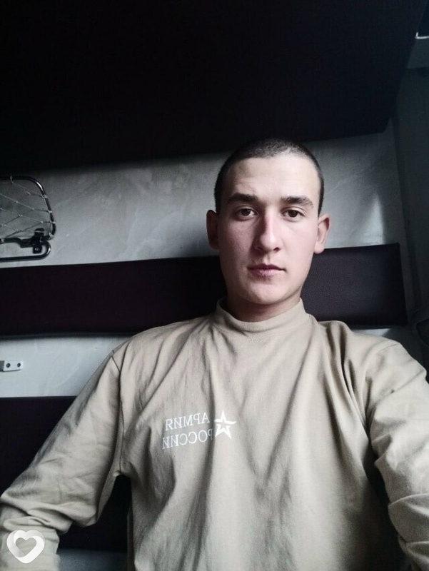 Виктор, 22, Улан-Удэ — анкета №3482920