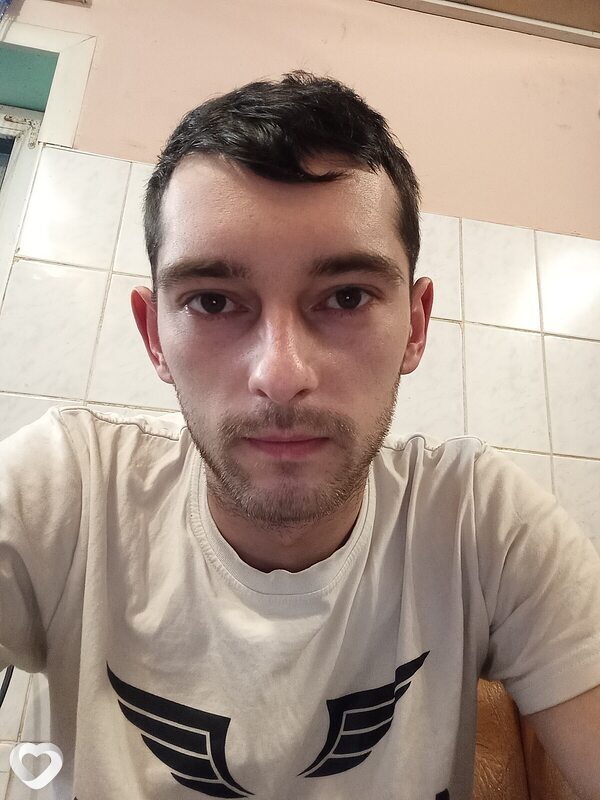 Артем, 26, Витебске — анкета №3483202