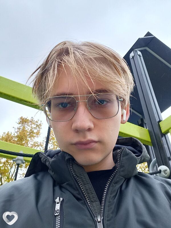 Артем, 20, Виннице — анкета №3483286