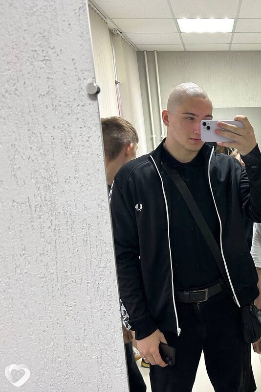 Данил, 18, Челябинске — анкета №3485214