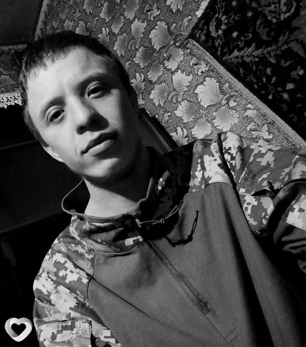 Богдан, 23, Новомосковске — анкета №3485319