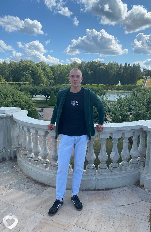 Миша, 20, Москве — анкета №3486252