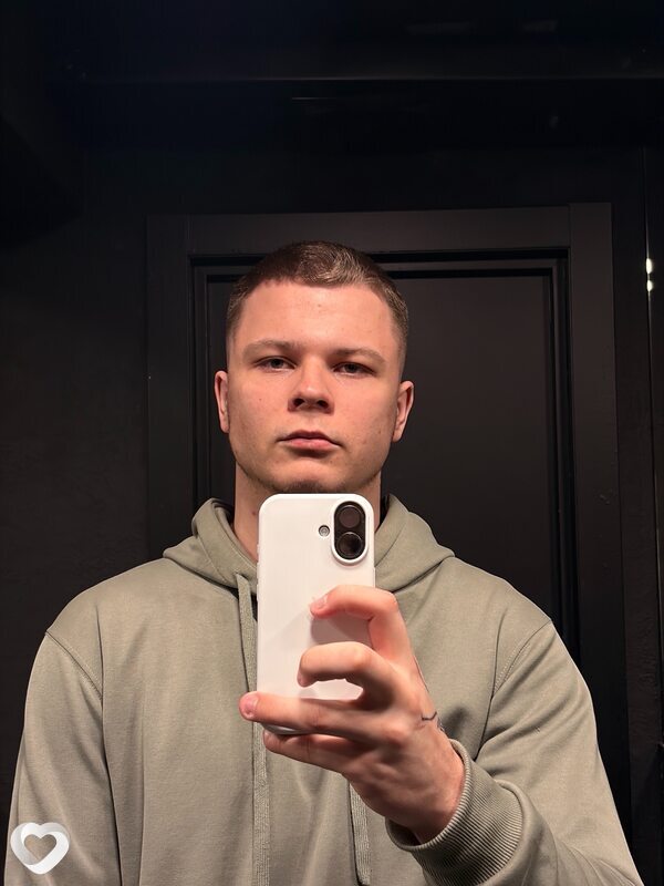 Денис, 21, Лиде — анкета №3486453