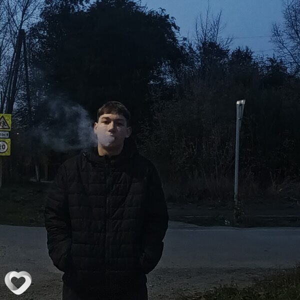 Лёха, 19, Санкт-Петербурге — анкета №3488095