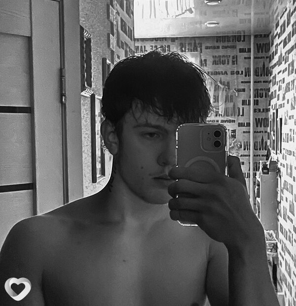 Илья, 21, Кургане — анкета №3488537