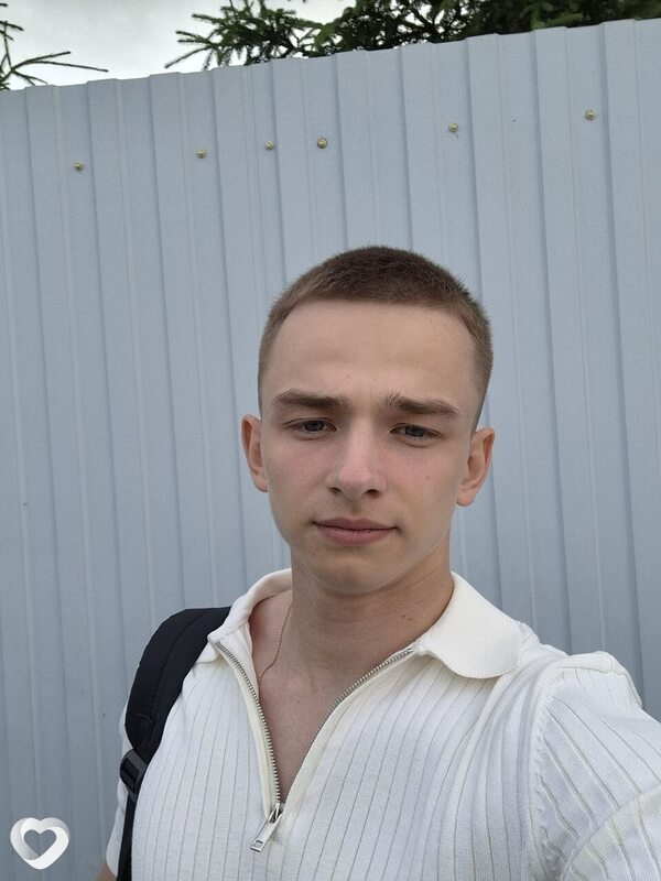 Дима, 21, Москве — анкета №3489689