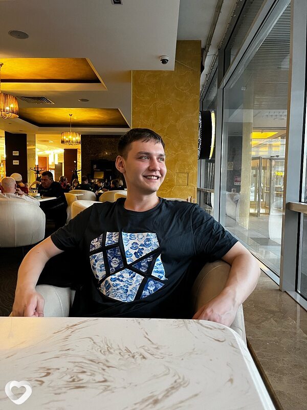 Саша, 31, Брянске — анкета №3491284