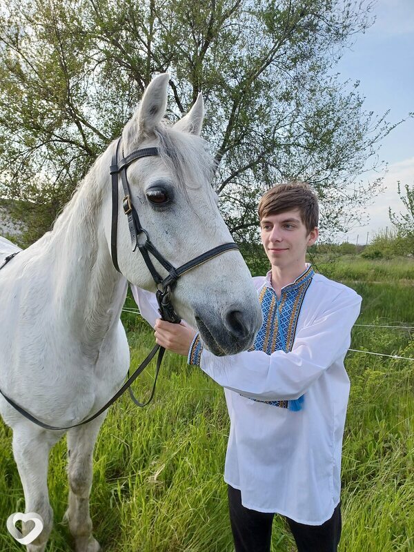 Олександр, 21, Днепр — анкета №3491918