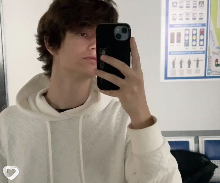Артемий, 18, Тюмени — анкета №3492396