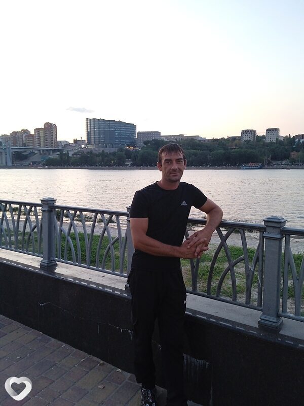 Анатолий, 40, Ростове-на-Дону — анкета №3493479