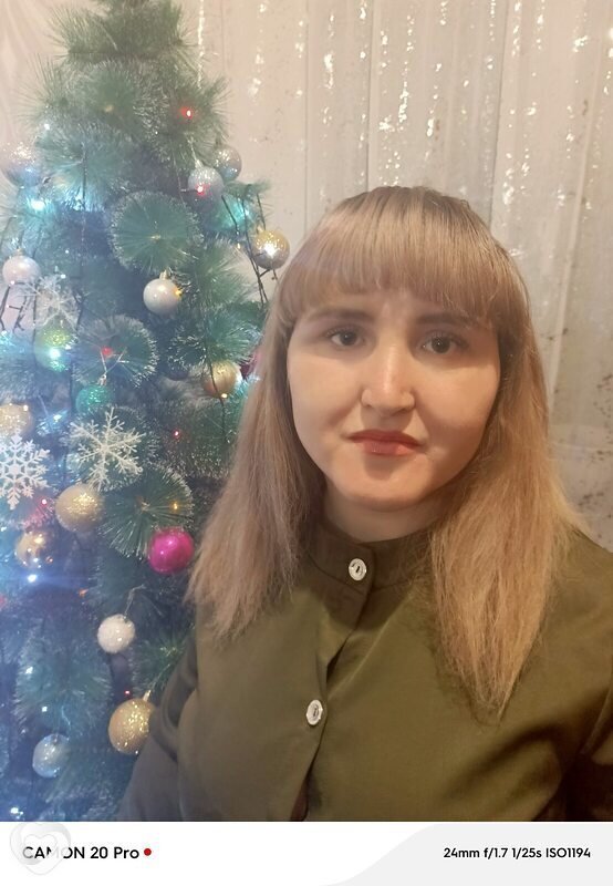 Люда, 28, Свердловске — анкета №3493694