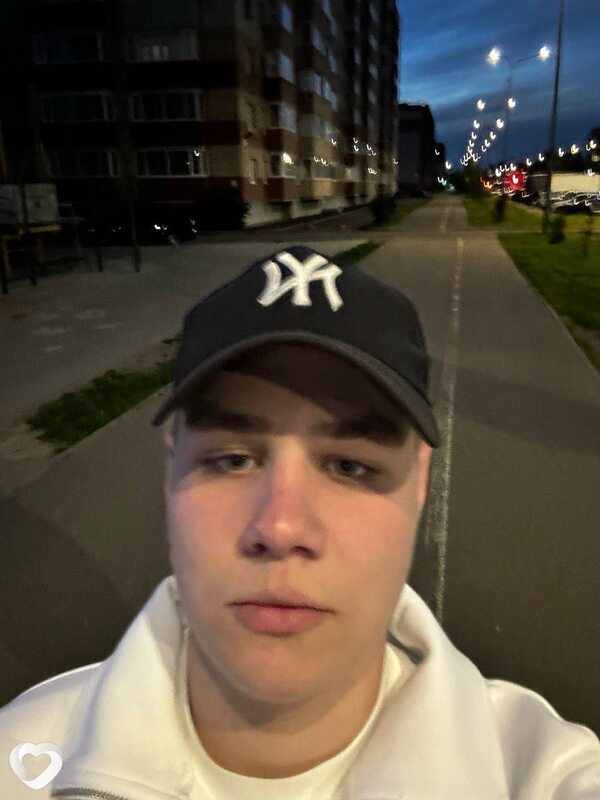Арсений, 19, Вологде — анкета №3494083
