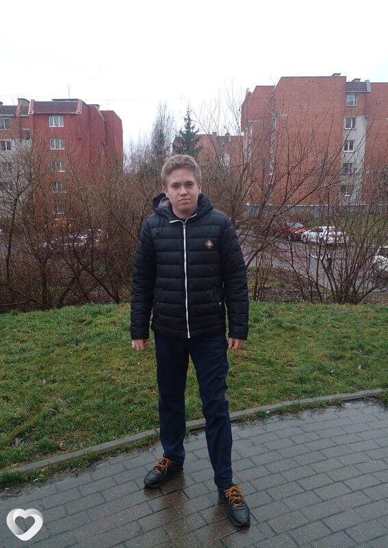 Андрей, 20, Калининграде — анкета №3494014
