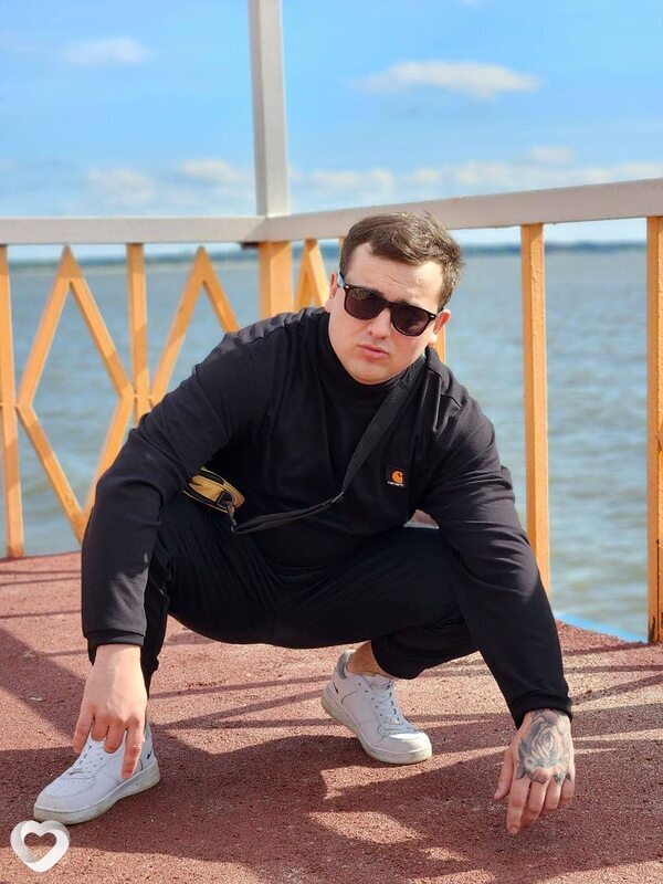 Евгений, 24, Новосибирске — анкета №3494162