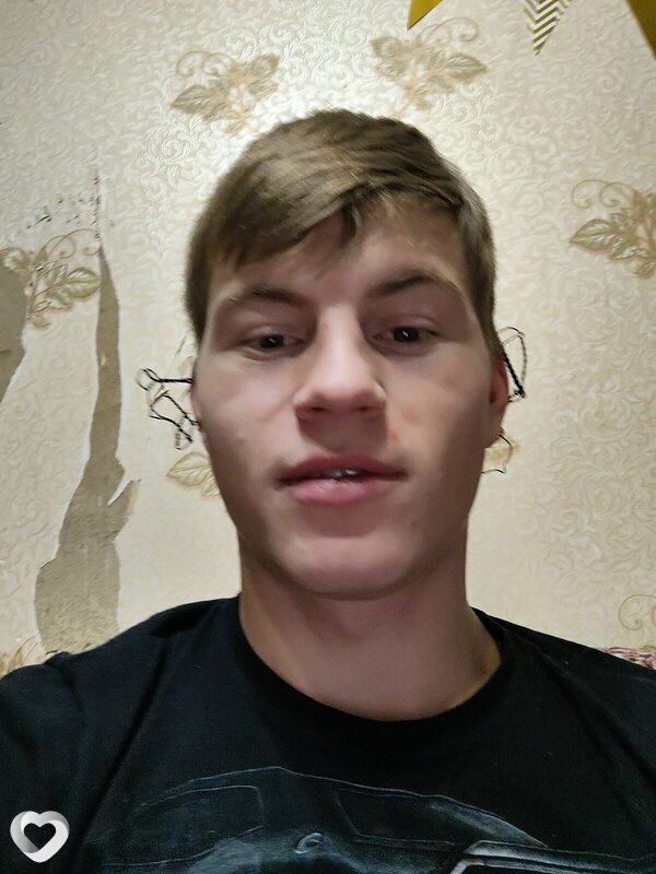 Евгений, 20, Иванове — анкета №3494860