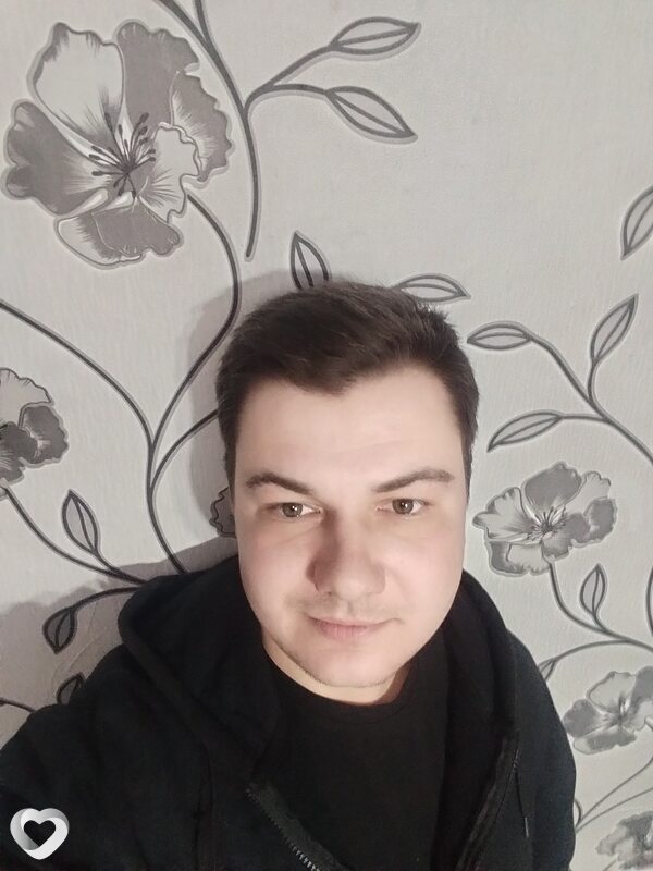 Александр, 29, Снежном — анкета №3495530