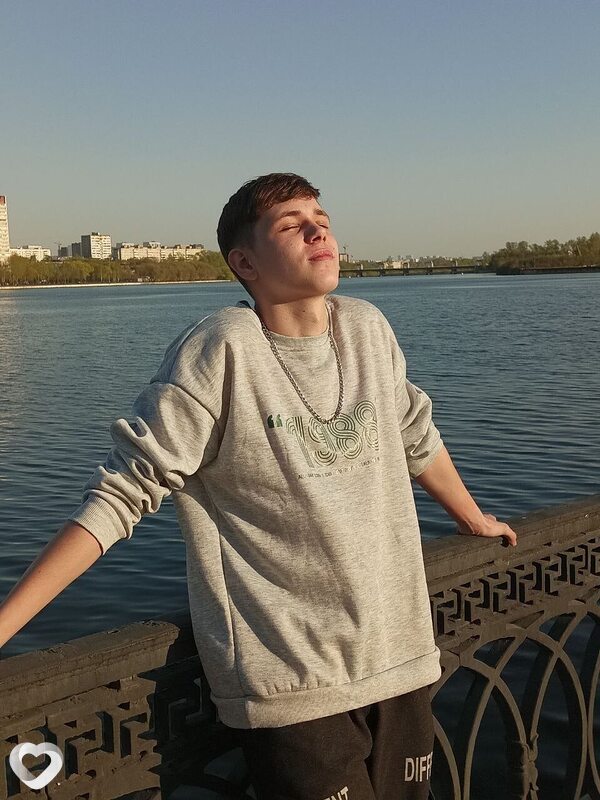 Вадим, 21, Москве — анкета №3496261