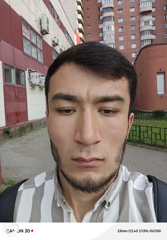 Аличон, Санкт-Петербург