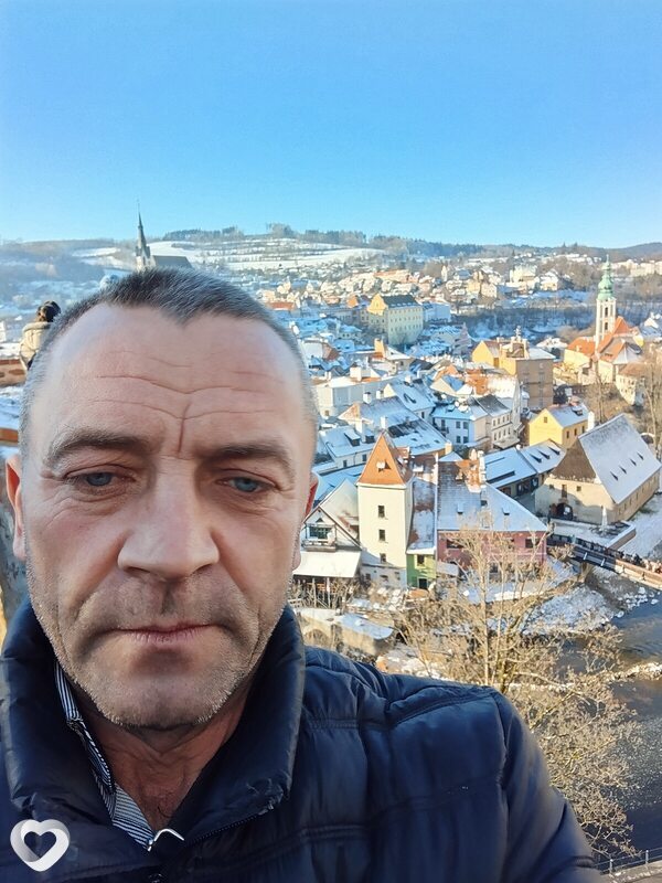 Youvasil, Прага