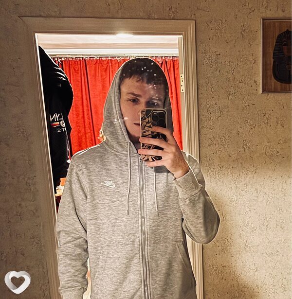 Ярик, 22, Красноярске — анкета №3496529
