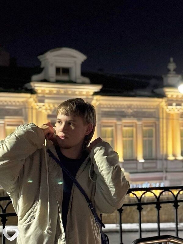 Дмитрий, 19, Омске — анкета №3496961