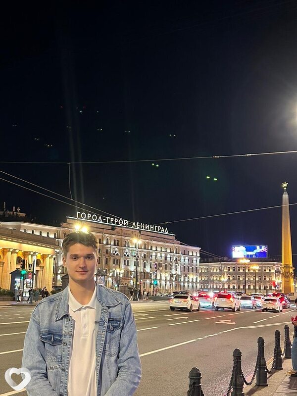 Артем, 22, Тамбове — анкета №3497970