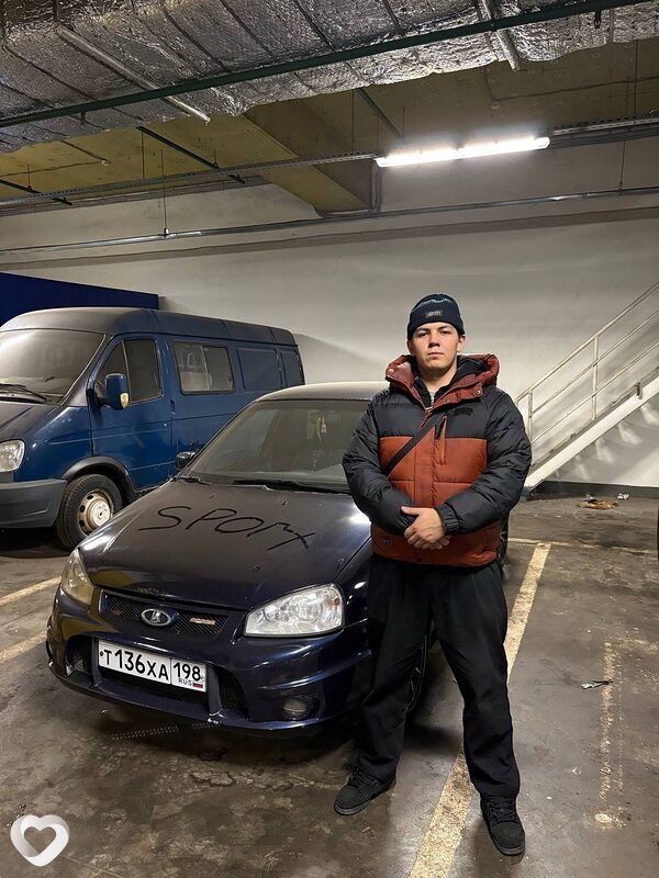 Женя, 19, Санкт-Петербурге — анкета №3497976