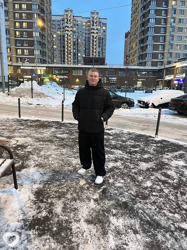 Никита, 21, Москве — анкета №3498146