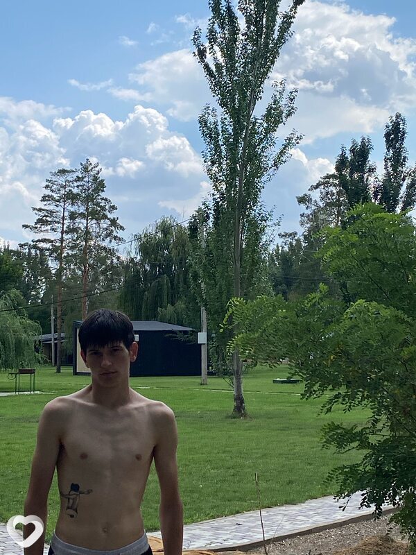 Даник, 20, Астрахани — анкета №3498656